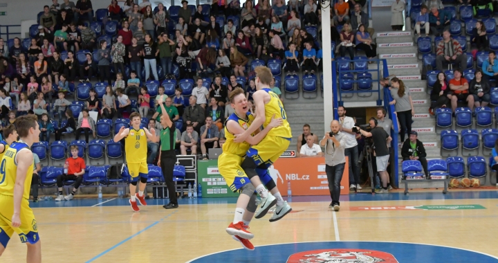 Republikové finále v basketbalu Sportovní ligy ZŠ ovládly týmy z Javorníku a Nymburku